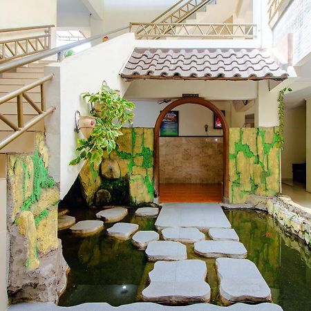Oyo 1683 Hotel Musafira Syariah Yogyakarta Eksteriør billede