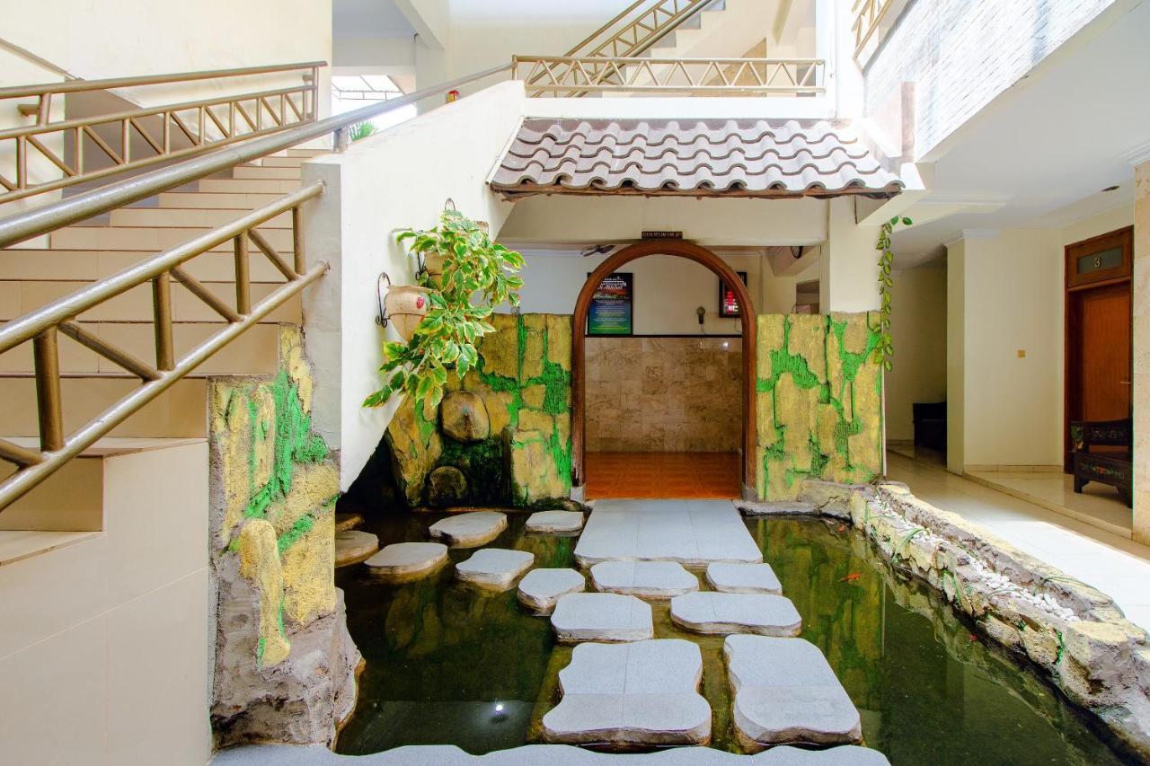 Oyo 1683 Hotel Musafira Syariah Yogyakarta Eksteriør billede