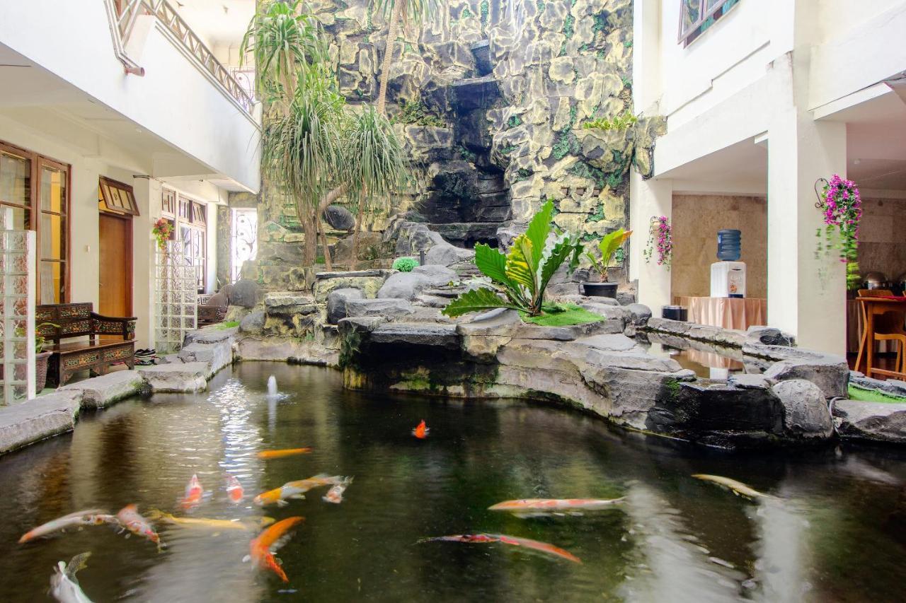 Oyo 1683 Hotel Musafira Syariah Yogyakarta Eksteriør billede