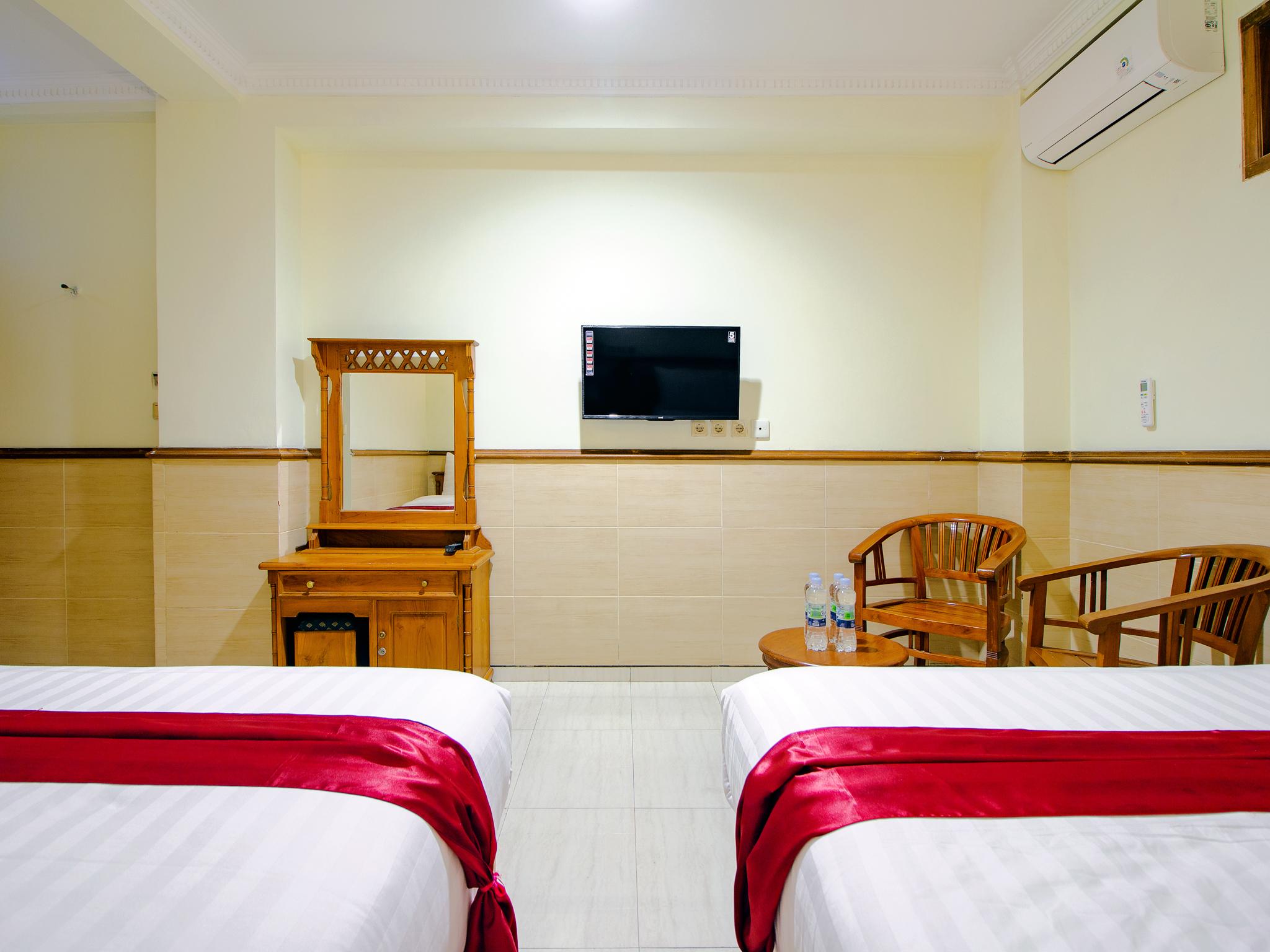 Oyo 1683 Hotel Musafira Syariah Yogyakarta Eksteriør billede
