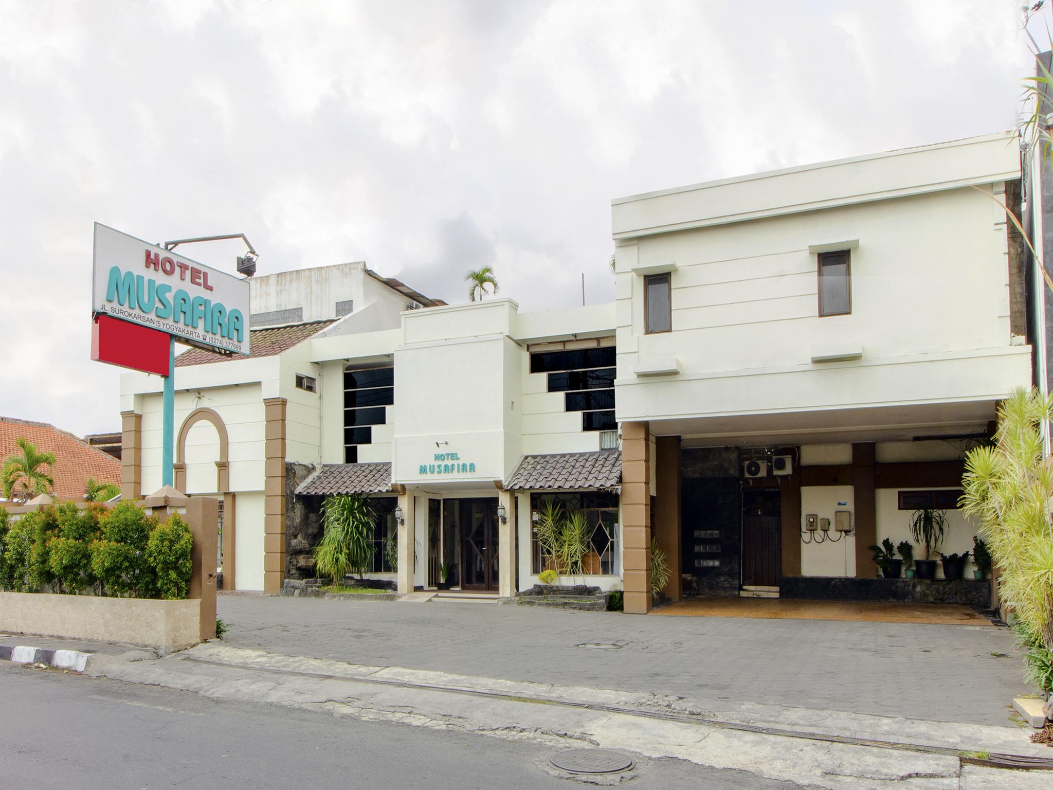 Oyo 1683 Hotel Musafira Syariah Yogyakarta Eksteriør billede
