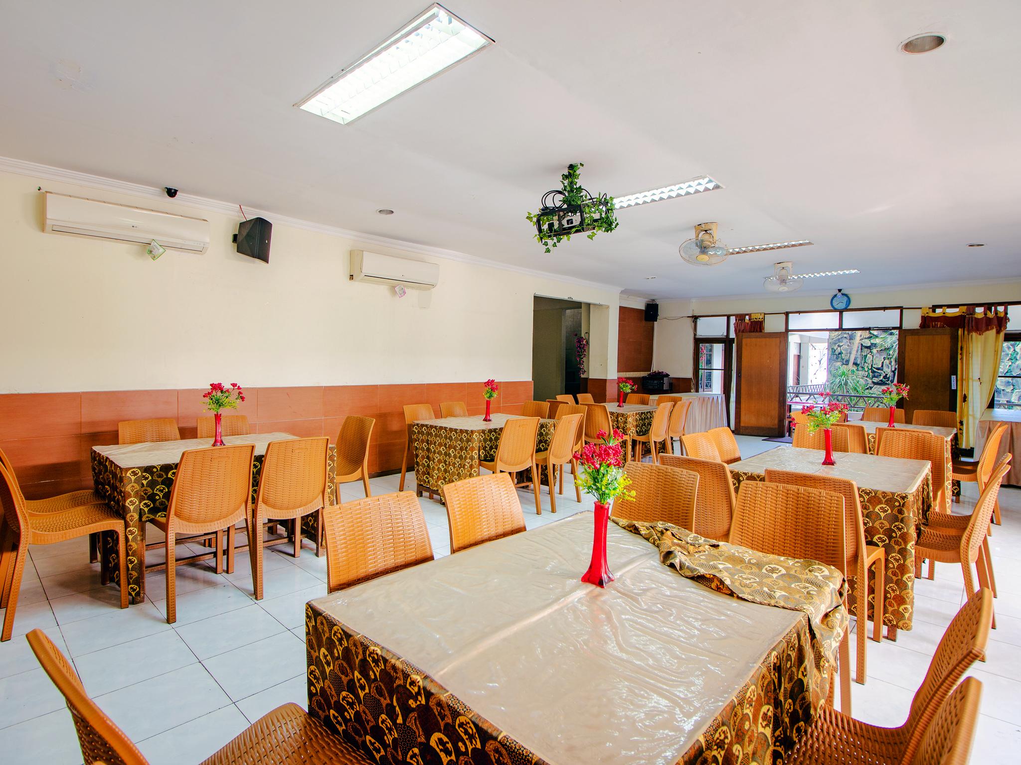 Oyo 1683 Hotel Musafira Syariah Yogyakarta Eksteriør billede