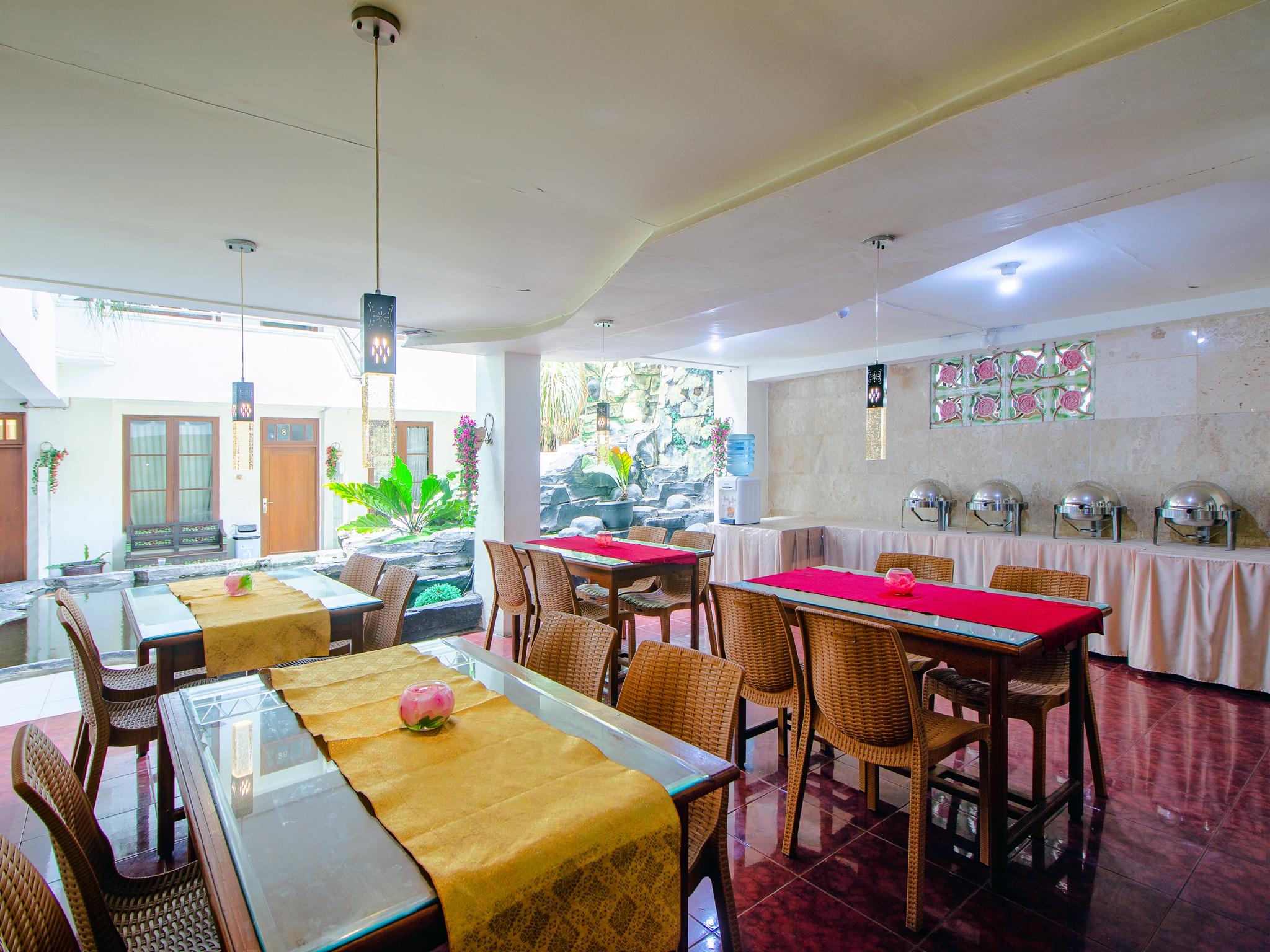 Oyo 1683 Hotel Musafira Syariah Yogyakarta Eksteriør billede